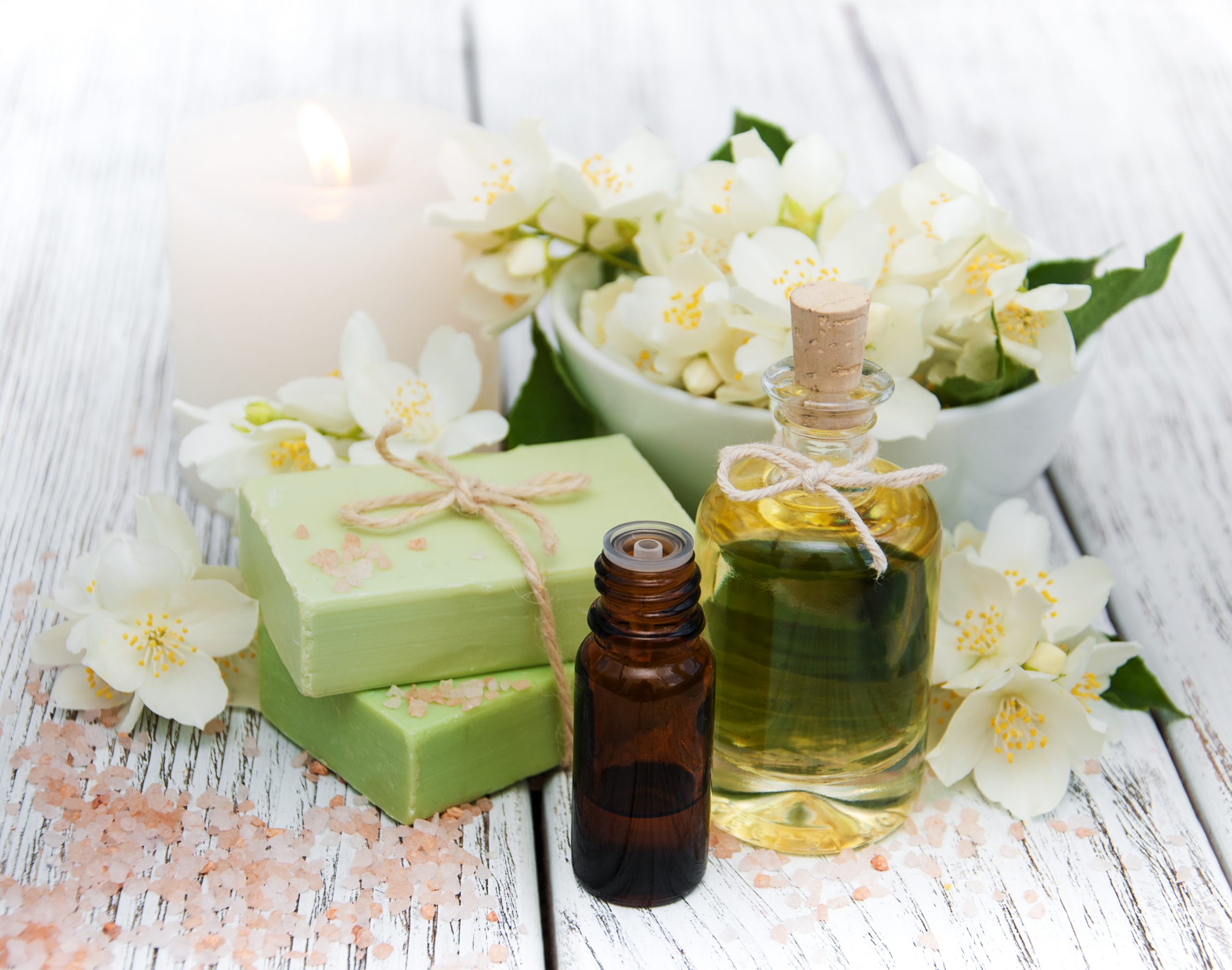 Combining the Best Essential Oils for Soap Making